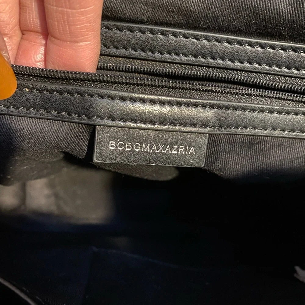 ✨SOLD✨BCBG MAXAZRIA Blie/Black Leather Flap Backpack - Picture 12 of 15
